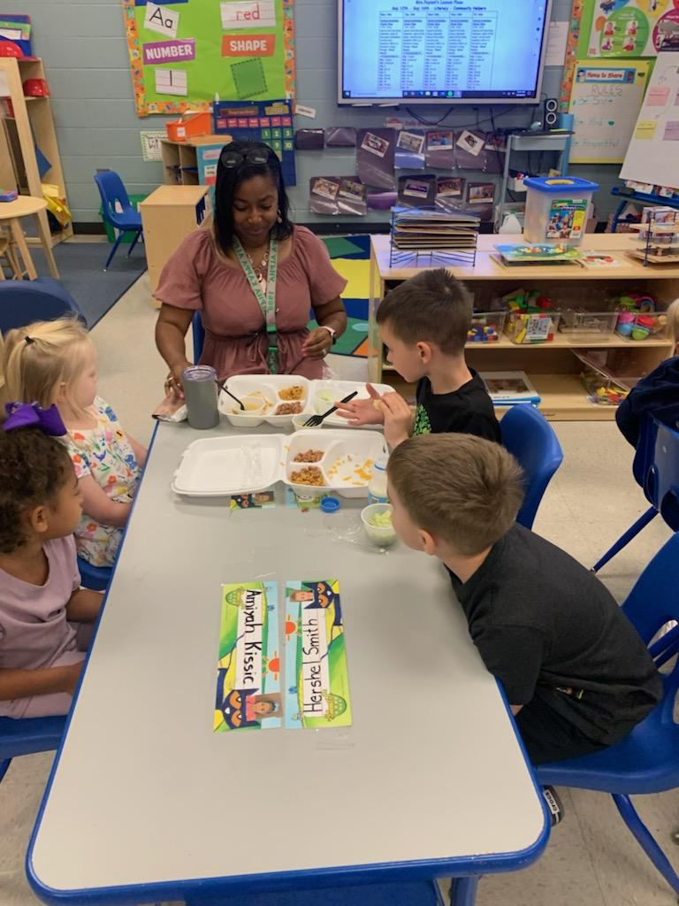 Marianne Garrett tweet media