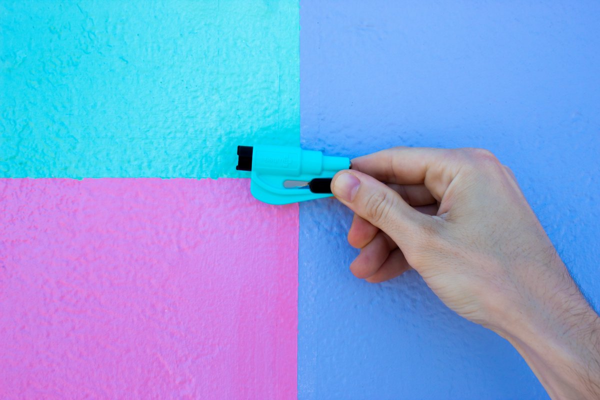 resqmeinc's tweet photo. We want you to stay #safe in #style!
Explore our #website to see all the fun resqme® #colors you can choose from! 🤩
➡ https://t.co/wf6OLEqez3
#resqme #colorful #windowbreaker #seatbeltcutter #temperedglass #carescape #safedriving #driversafety #emergency https://t.co/OrBfYFYpT7
