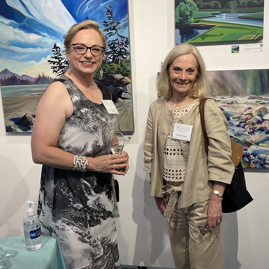 fedofcdnartists's tweet photo. Thank you, Deb Kennedy, Director of Marketing and Development for The Nature Trust of British Columbia (pictured right).

Kenndy's stewardship helped bring this exhibition to fruition again this year. 

Featured with FCA President Jennifer Heine, SFCA (pictured left). https://t.co/E6z5rj4tNQ
