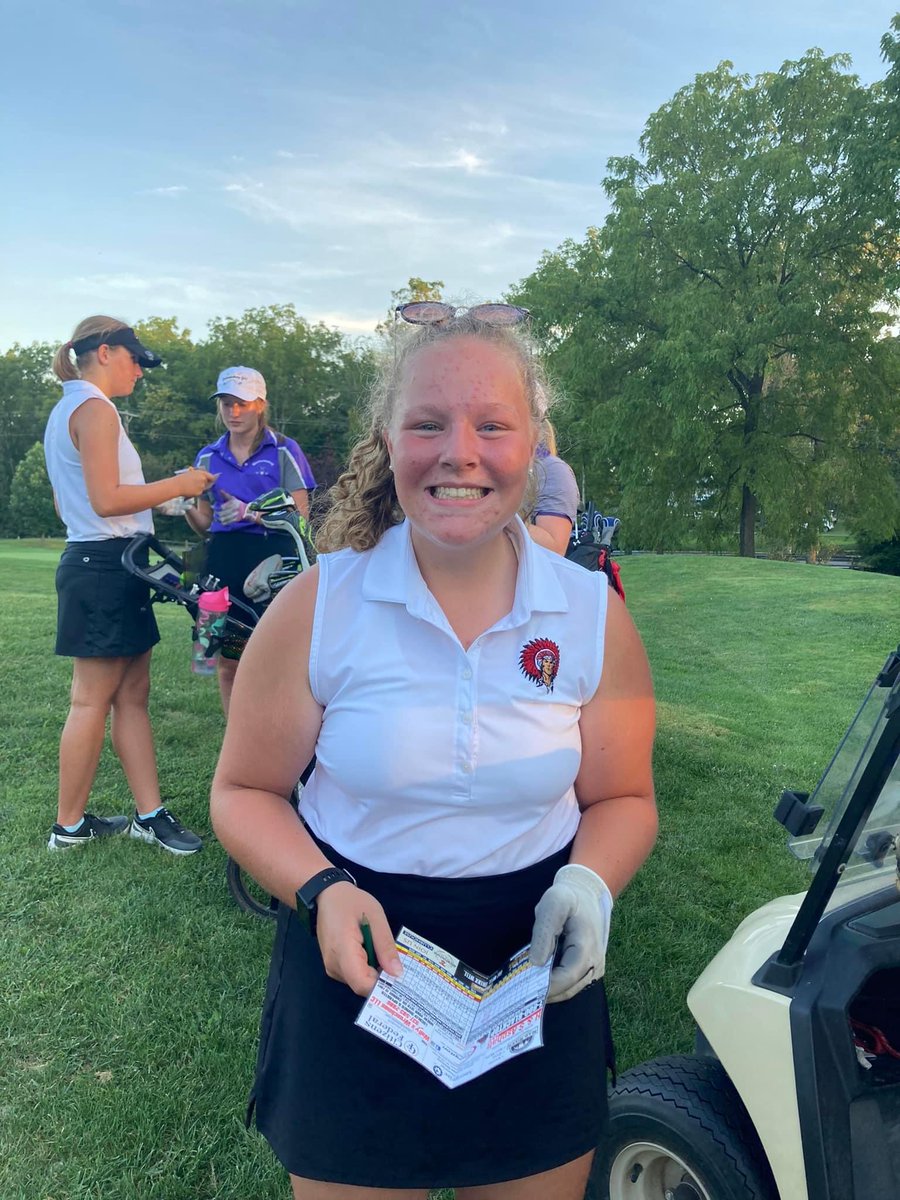 ladychiefs_golf's tweet photo. Sept 1 the Lady Chiefs hosted the Lady Indians of Mechanicsburg. We came close to breaking the school record as a team (162) as we won 163-200. Medalist for the night was @emilyfaith_24 with a personal best 9 of 40!!!! #twitterlessKayla, @alexis_buffkin and @KyndalNewkirk https://t.co/HrAYsce3Zg