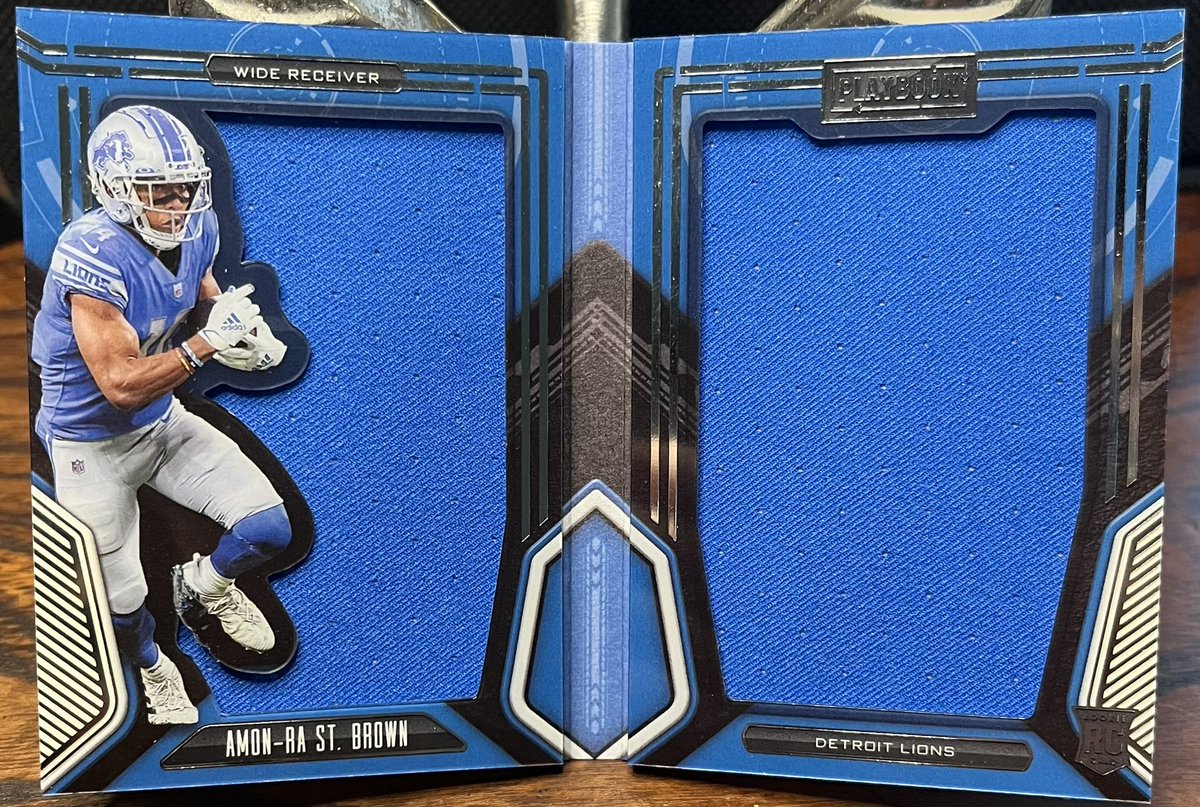 iampgmcards's tweet photo. I’ve completed that round of @eBay sales and I’m starting to post some larger cards on there! RT this post to bring awareness to my page https://t.co/nr28MPSpk8 and one random RT will win this Amon-Ra St. Brown Playbook Booklet! #Giveaway #Sales #IamPGMCards https://t.co/ZDWNAtDaFc