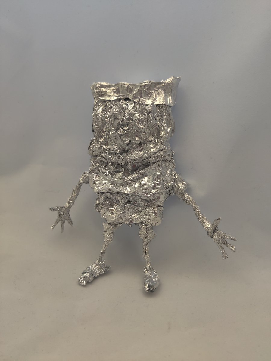 foil_guy's tweet photo. Spongebob Squarepants - Aluminum Foil Sculpture
#foil #sculpture #art #fanart #cartoon #spongebob #spongebobfanart #spongebobart #spongebobsquarepants #spongebobsquarepantsfanart #spongebobsquarepantsart #sponge #nickelodeon https://t.co/mJP8VaymIW