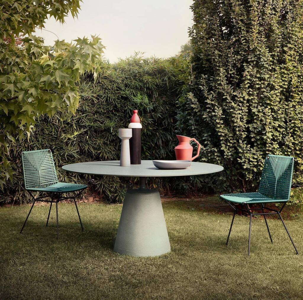 arravanti's tweet photo. Gritty, versatile, vibrant, yet at the same time an icon of essentiality, in perfect harmony with @mdfitalia_official style. These are the main features of Neil chair collection, that today comes in a brand new version: Neil twist Chair, whose eloquent n… https://t.co/x8O5vps9Ly https://t.co/ElmN9r4JEt
