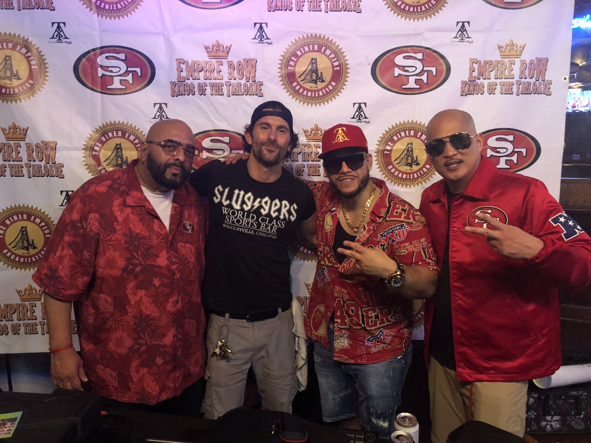 sfdjraj's tweet photo. Fangaged in action with a successful 49ers Chicago Invasion. It’s the fans that make it happen! 👊 https://t.co/82UtGVCjx6