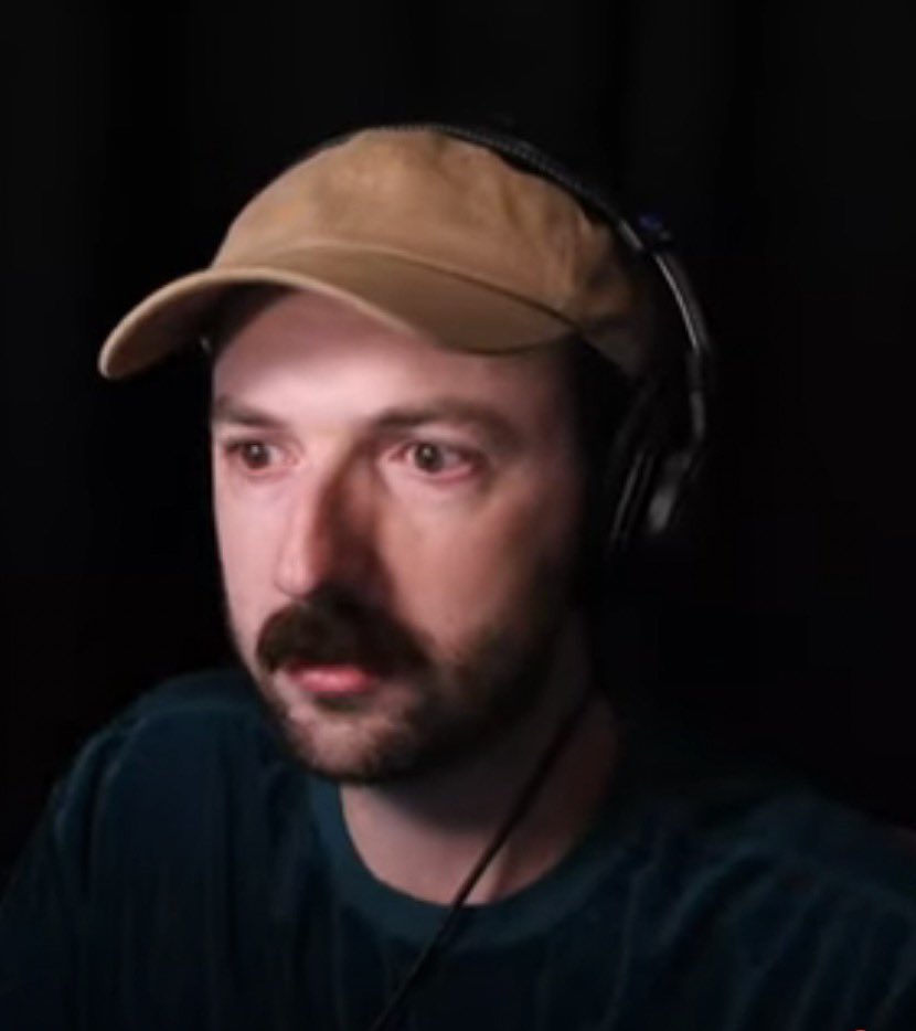 h3h3clips's tweet photo. @theh3podcast ALL HAIL THE NEW HEARTTHROB 👑 https://t.co/7fNRRgeYyT