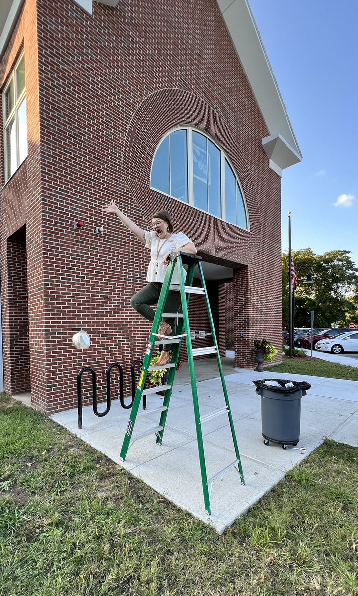 MissMegsLibrary's tweet image. This might be my new favorite “librarian photo” #EggDropChallenge @DracutLibrary