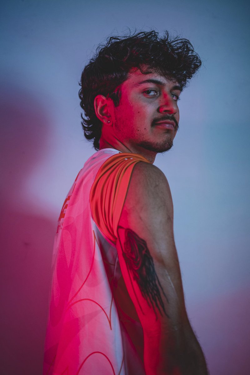 UTDEsports's tweet photo. To begin teasing the first roster announcement, we have Luey, who is not just a player and coach for the Overwatch team, but also the competitive lead of the program! 🤯

As always, the goat @IszhtarG doing the photography 📸 https://t.co/c61HE7a8zu