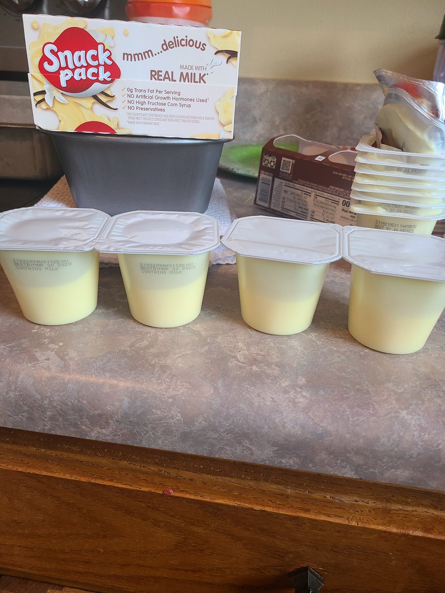 CayteaCrisis's tweet photo. @ConagraBrands This rare find while making trifle 💜 This made my day 💜 https://t.co/VsvPXf18br
