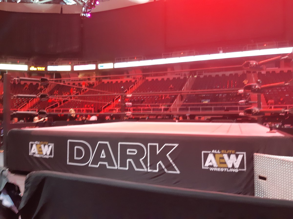 Swizzlestick23's tweet photo. My first #AEWDynamite coming from Mtl Canada. Soooo excited. LFG!!!   #AEWAlbany https://t.co/04PisbV3OZ