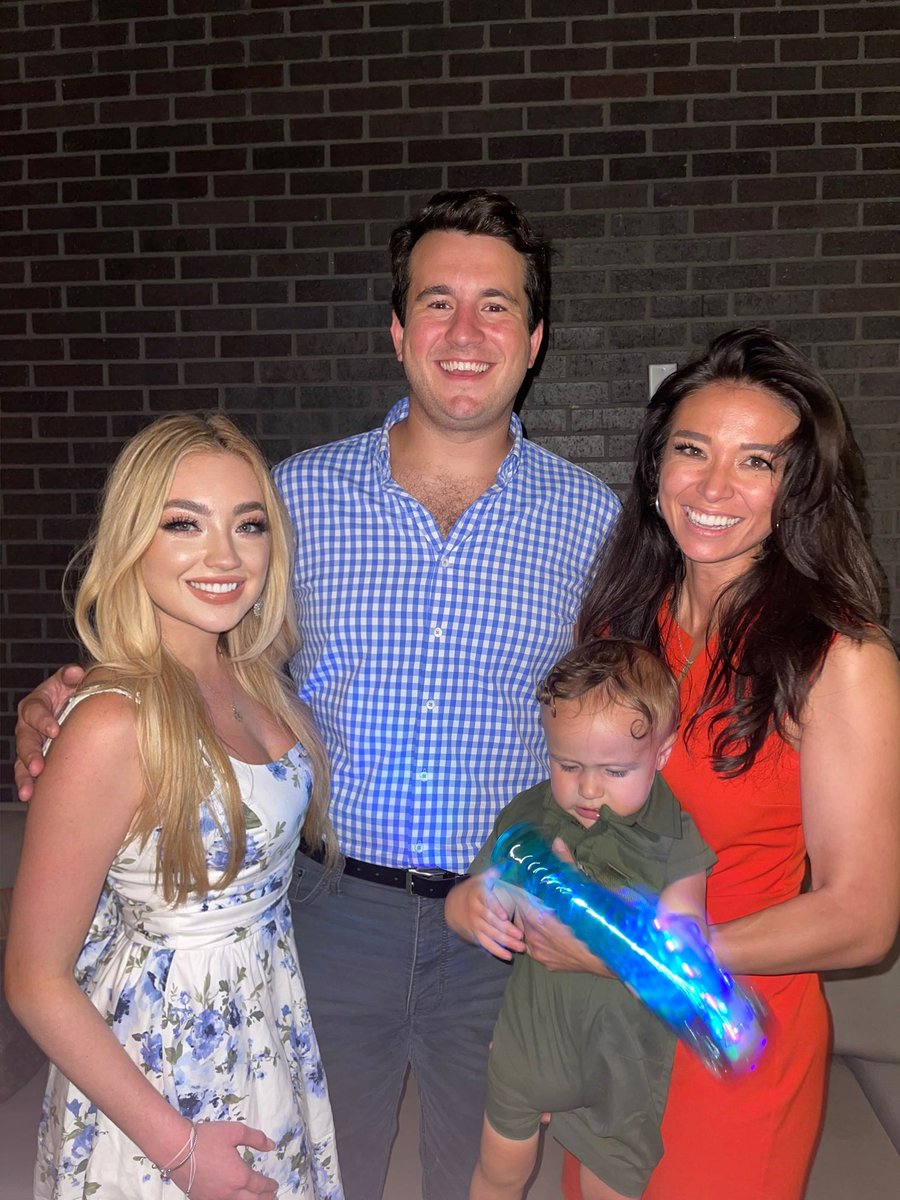 Justine Brooke Murray tweet media