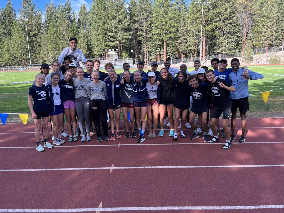 We had some guests this morning,  UNR men’s and women’s cross country teams training at Incline HS this morning. Clean air baby!