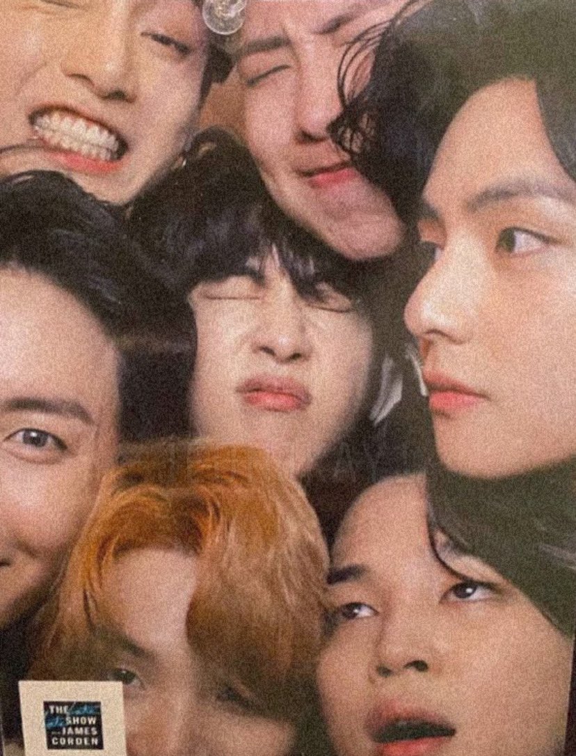 ♥︎з♥︎ seeing bts tweet media