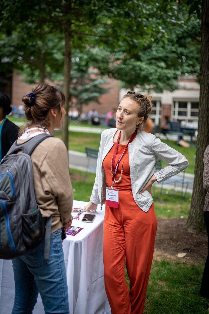 HarvardAsh's tweet photo. 👋 Thank you to everyone who joined us on Monday for our 2022 Ash Center Meet + Greet! 

Weren't able to join us? It's not too late to learn about student opportunities at the Ash Center ➡️https://t.co/qHR9hqiGsB https://t.co/DBE92jxlbd