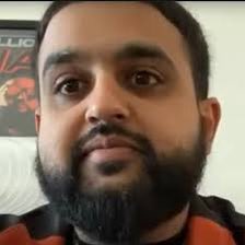 fullnellyy's tweet photo. Ik niggas be sayin to never judge a book by its cover but when this nigga get on the screen rapping abt gang shootouts he had in the hood I can’t take em serious😭 https://t.co/jz2jNEp5N2