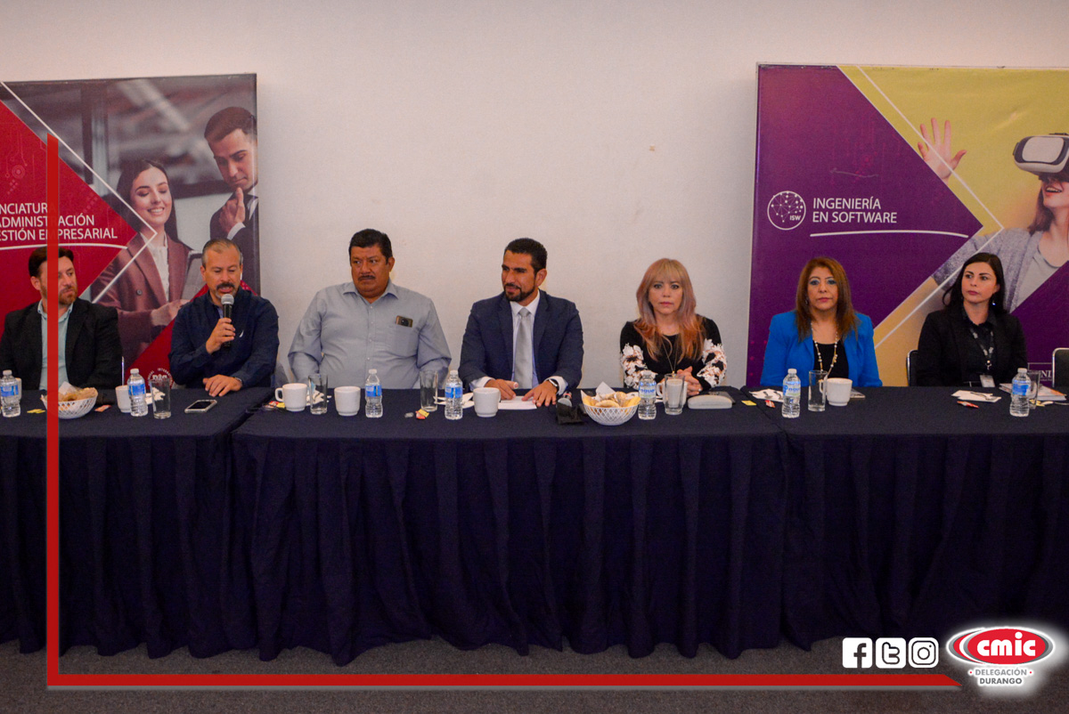 Participa el Ing. Oscar Urbina Hernández, Vicepresidente de Salud @CmicDurango, en la segunda Reunión de Consejo Social 2022 de la <a href="/unipolidgo/">UNIPOLI Durango</a>, donde su director, el Dr. <a href="/FcoIbarraGuel/">Francisco Javier Ibarra Guel</a>, habló sobre la importancia de establecer una ruta de trabajo estratégico y coordinado...
