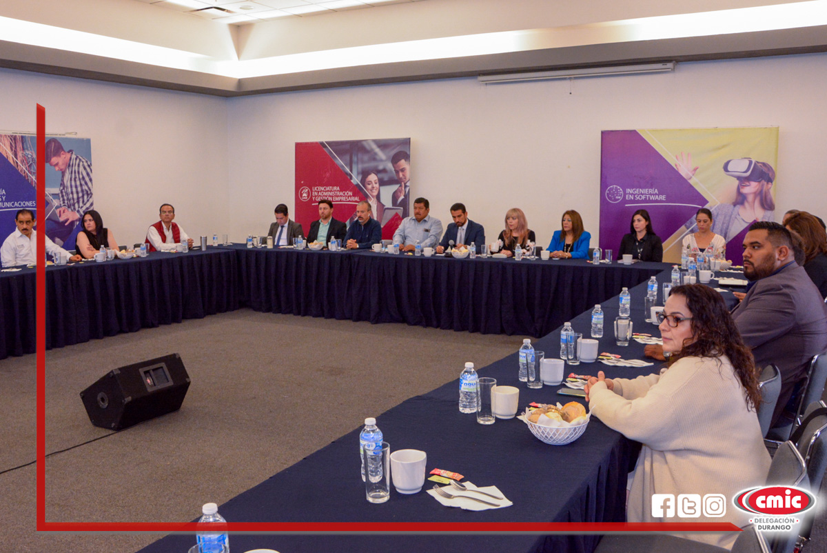 cmicdurango's tweet photo. Participa el Ing. Oscar Urbina Hernández, Vicepresidente de Salud @CmicDurango, en la segunda Reunión de Consejo Social 2022 de la @unipolidgo, donde su director, el Dr. @FcoIbarraGuel, habló sobre la importancia de establecer una ruta de trabajo estratégico y coordinado... https://t.co/9SaNHDfmyD