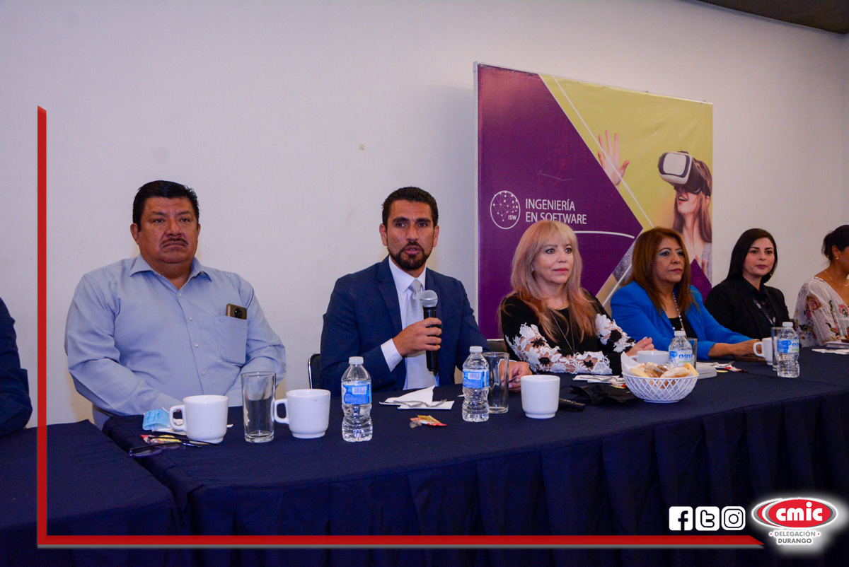 cmicdurango's tweet photo. Participa el Ing. Oscar Urbina Hernández, Vicepresidente de Salud @CmicDurango, en la segunda Reunión de Consejo Social 2022 de la @unipolidgo, donde su director, el Dr. @FcoIbarraGuel, habló sobre la importancia de establecer una ruta de trabajo estratégico y coordinado... https://t.co/9SaNHDfmyD
