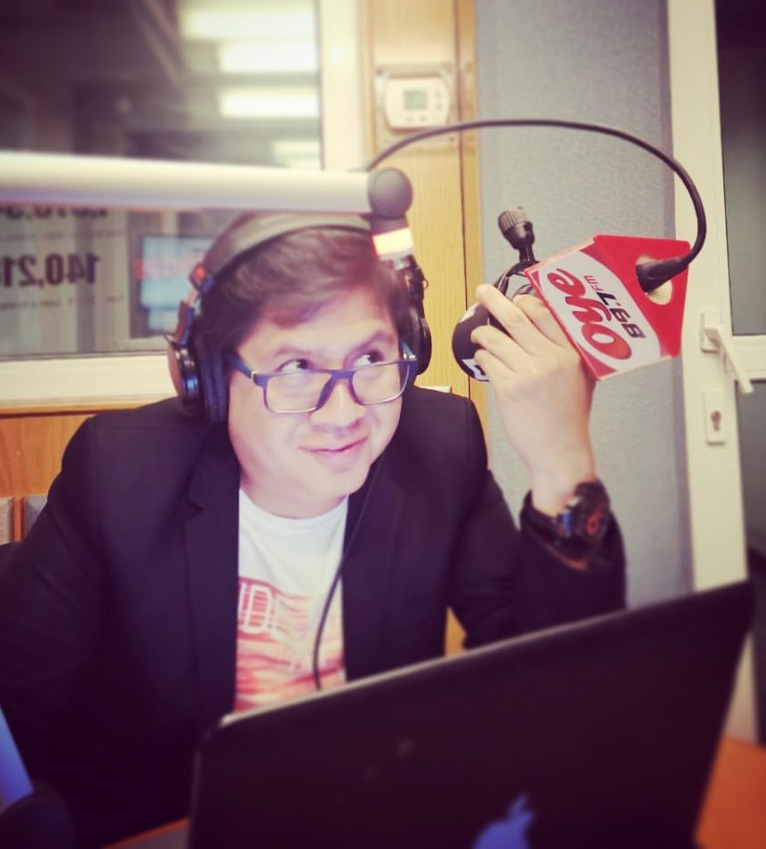 pandilla_albert's tweet photo. A través de sus voces,viajas en el tiempo sin moverte de donde estás.Desde tu silencio,retoman la lucha para que escuches el clamor de la Libertad!!!!

🎙¡Feliz Día del locutor!🎙

@OyeAlbert897  gracias por alegrarnos  con esa voz tan hermosa❤️❤️ https://t.co/Ff9CEONr5J