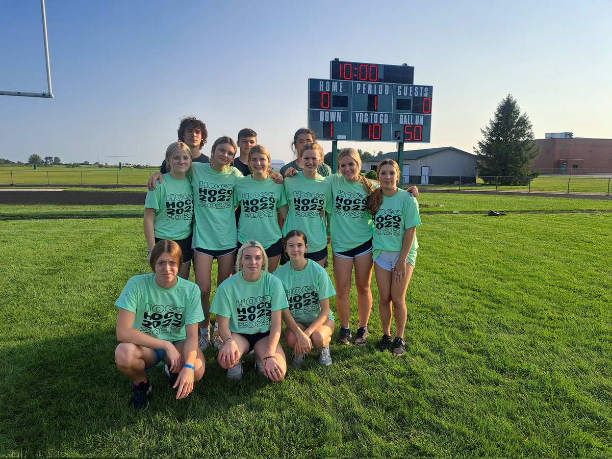 JerraKlassen's tweet photo. Annual Powderpuff Football game! @CCSC_Bulldogs @FewellJM @CCAthleticDept https://t.co/ye2i4tP1oN