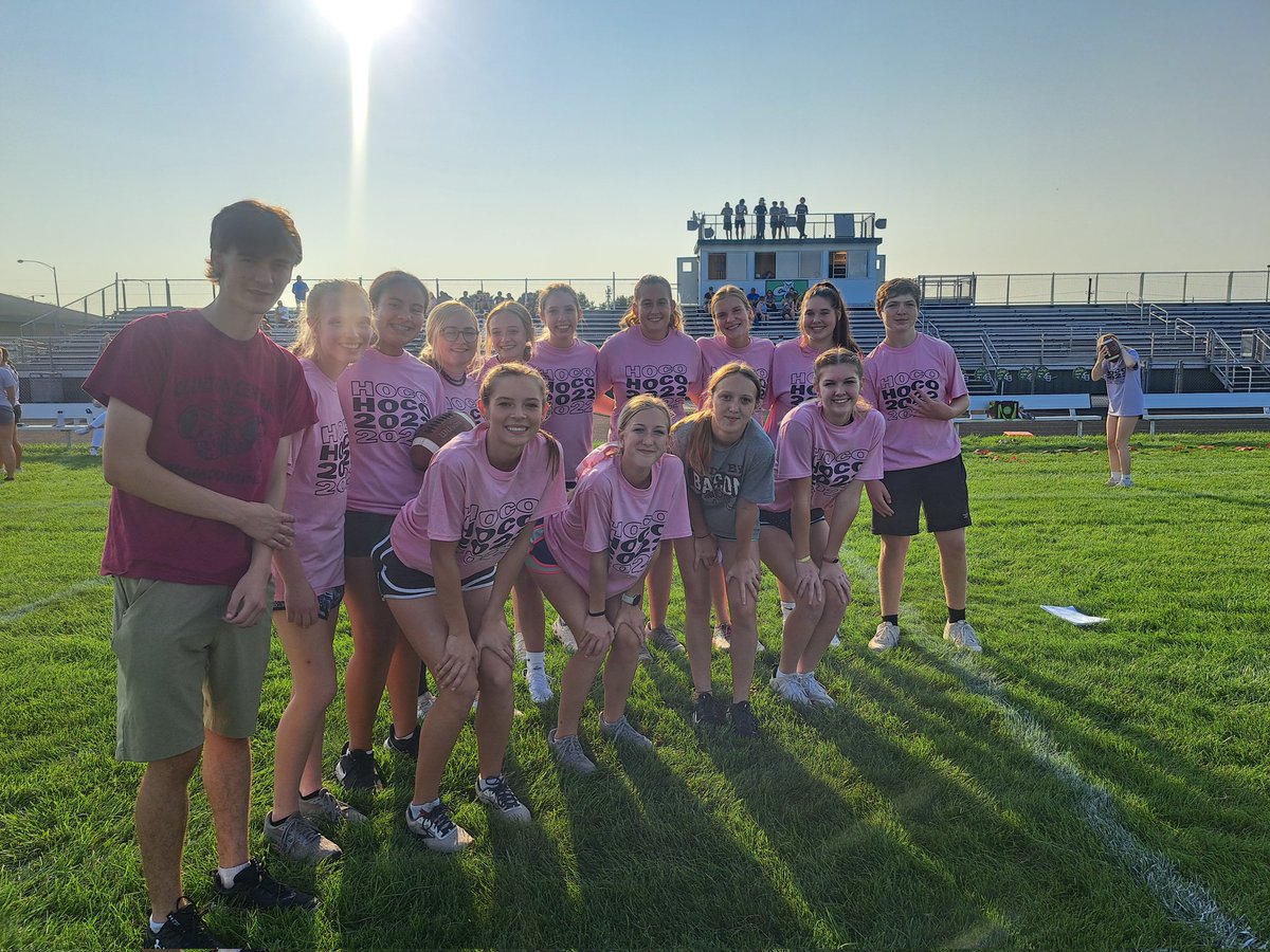 JerraKlassen's tweet photo. Annual Powderpuff Football game! @CCSC_Bulldogs @FewellJM @CCAthleticDept https://t.co/ye2i4tP1oN