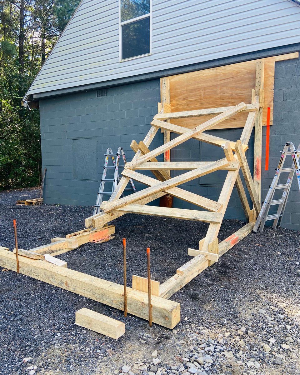 IlowiteJason's tweet photo. Great couple days in Danville with VDFP doing emergency building shoring. https://t.co/yBEAfu0Cto