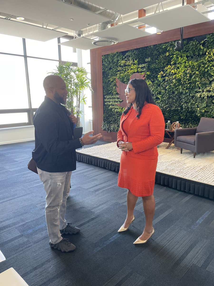 LondonBreed's tweet photo. Today I joined @NedSegal and @Twitter employees to talk about the challenges we face as a City and the steps we’re taking to build on our recovery. We have a lot of work to do, but we’re making progress every day. Thanks for having me -- I always love visiting with our workforce! https://t.co/XW5YBeWs71