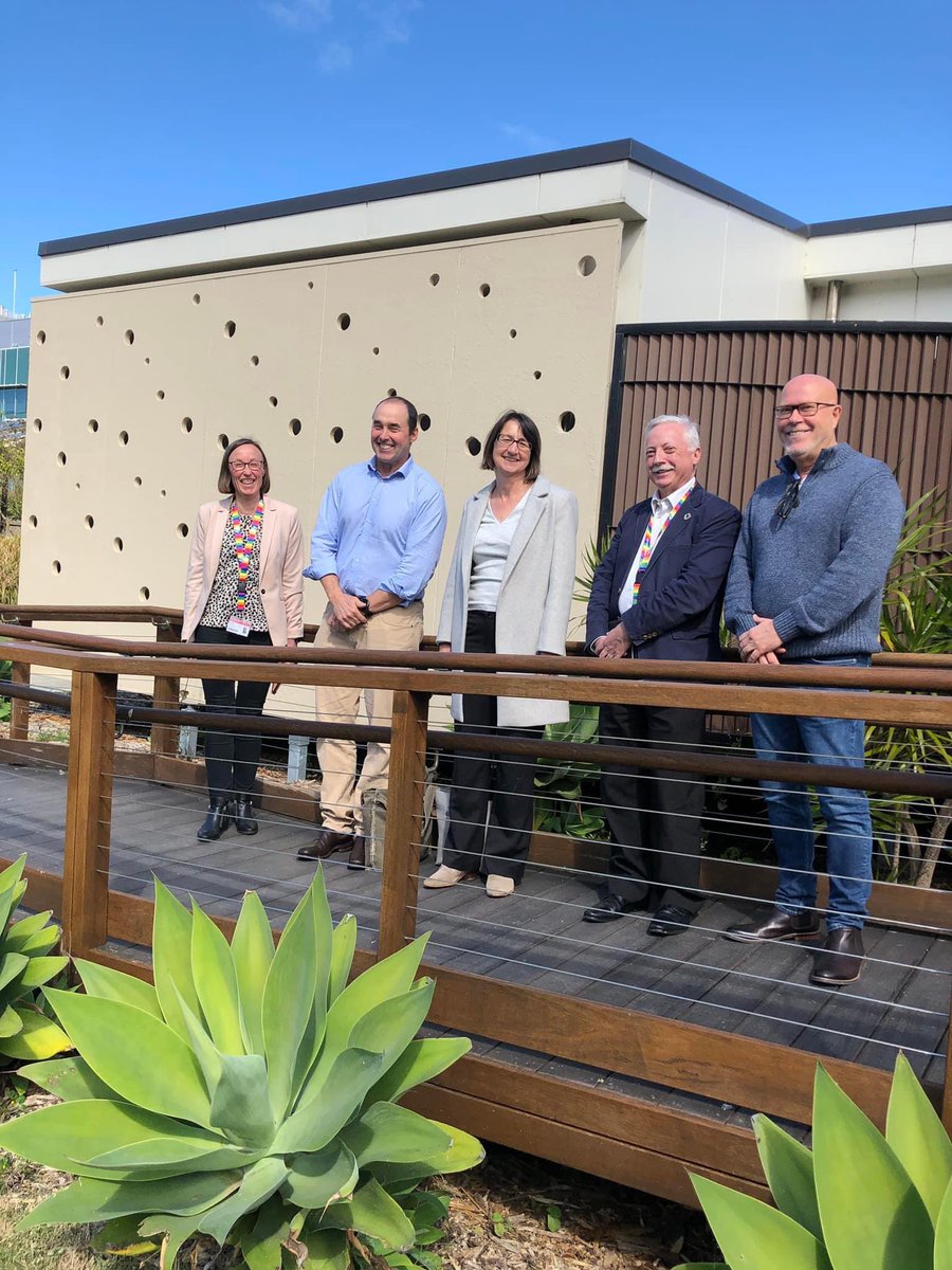 ecoheff's tweet photo. We were pleased to welcome a team from AV Jennings yesterday for a tour of #SBRC &amp; #DesertRoseHouse to talk about sustainable homes @proftimmccarthy @uoweis https://t.co/M7IcqRW9HS