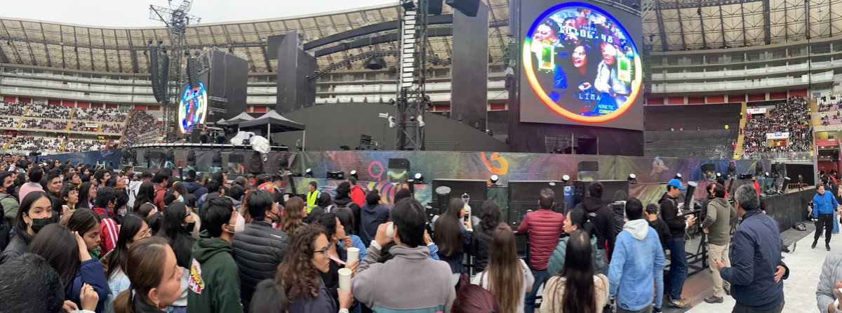 JosVar207's tweet photo. Acá empieza esto !!
#coldplayperu #Coldplay https://t.co/3b56G13qZd