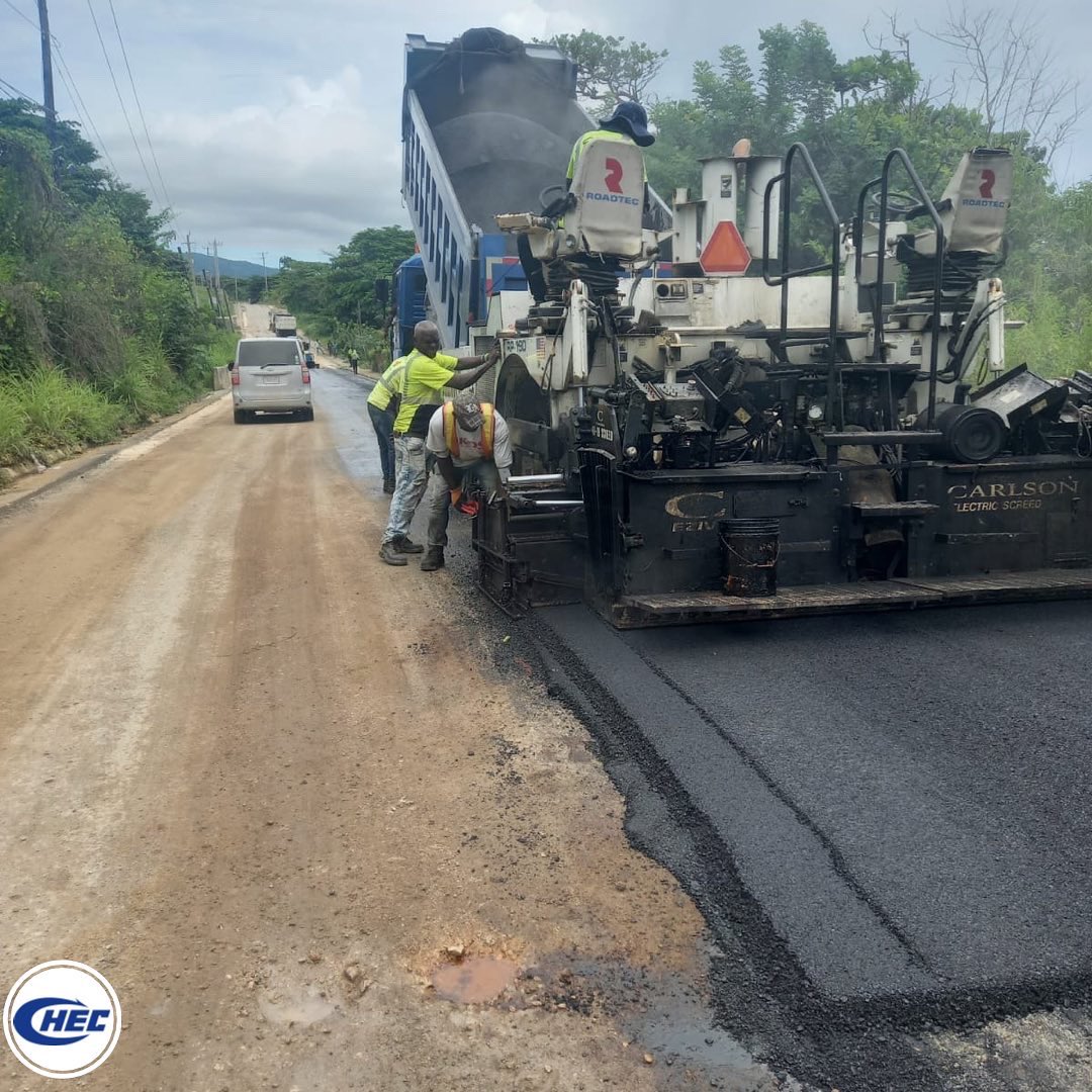 CHECJamaica's tweet photo. We recently completed pipeline commissioning between Hectors River and Long Road in Portland.
Now that it has been completed, the roadway is ready to be asphalted and today, we began that process.
#SCHIP #CHECJamaica #CHECatWork #BuiltByCHEC https://t.co/jD7ZL3chRJ
