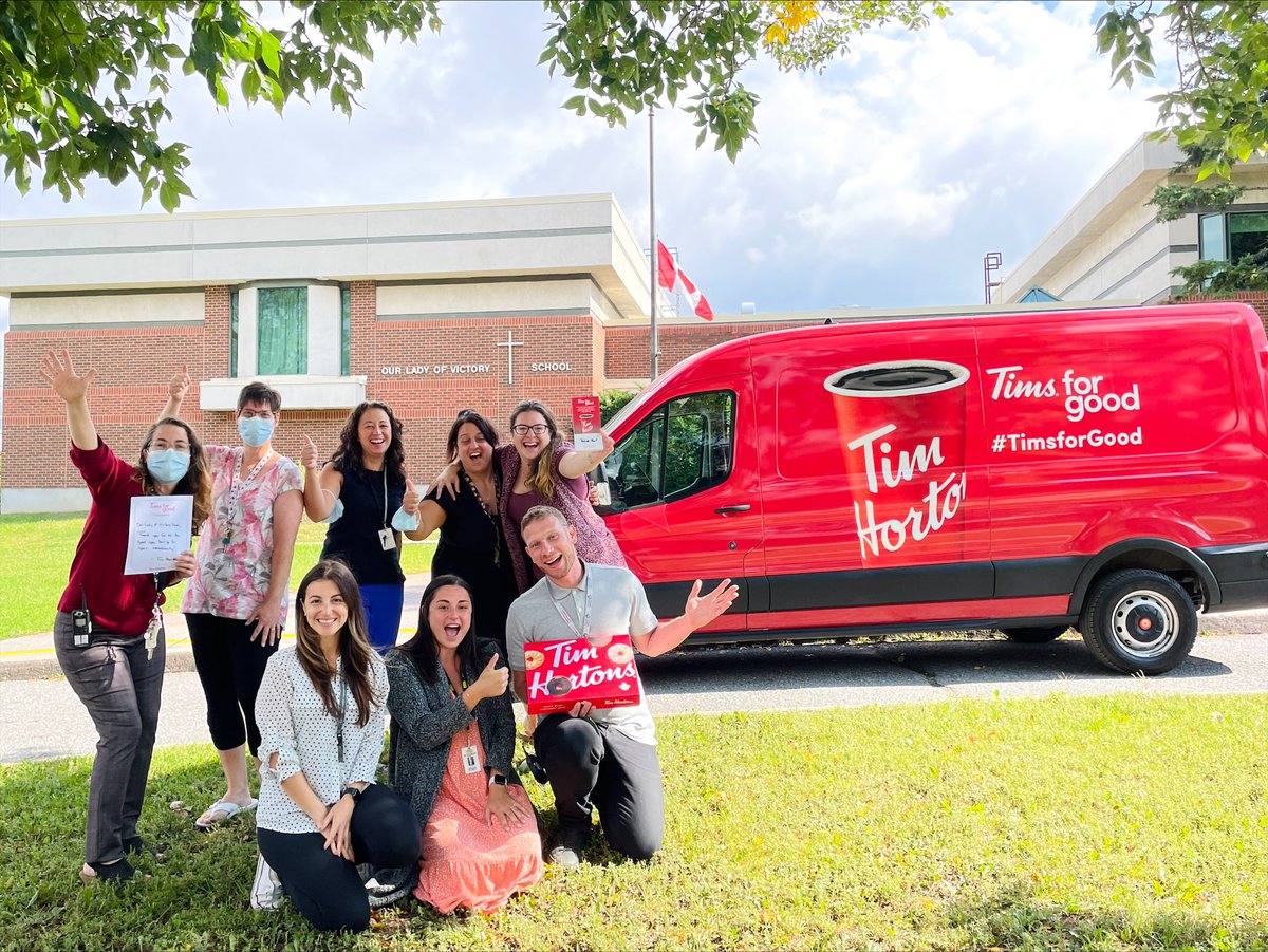 OLVictoryOCSB's tweet photo. It was a JOY delivery from Scott at #TimsforGood 
A big shout of thanks to our local Tim’s for selecting OLV as a community difference maker and treating the staff to ☕️ and 🍩 #proud2beOLV 💙🙏 https://t.co/IV85rFO1B1