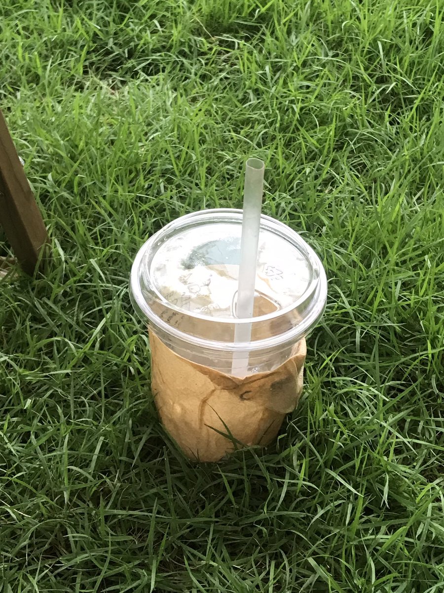 2002ishere's tweet image. 🌳🥤☁️