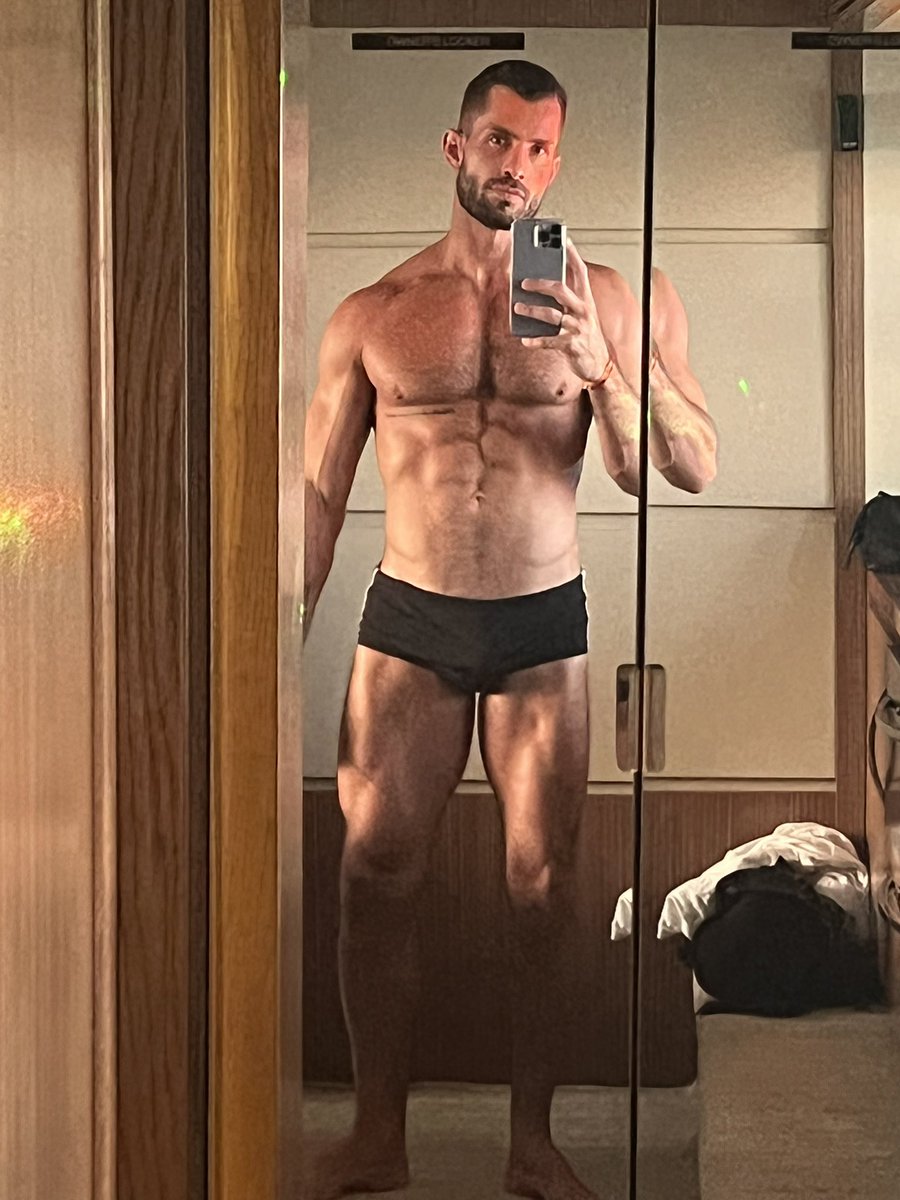 AnthonyPecora14's tweet photo. Post workout yacht flex 🛥 
More pictures on my OF 

https://t.co/g0flWql7yl https://t.co/hoyHqSHOAx