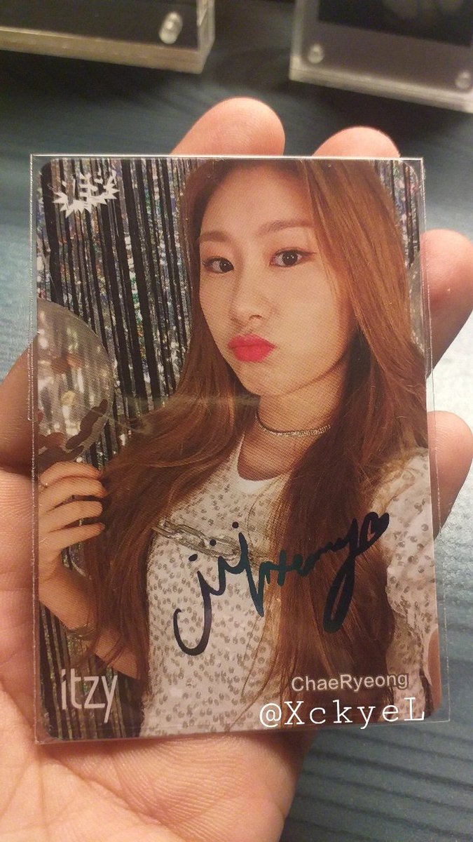 XckyeL's tweet photo. WTT OR WTS /DM YOUR OFFERS!!
ITZY CHAERYEONG YES CARD
#Itzy -Yeji Ryujin Yuna Lia Chaeryeong https://t.co/GRvIm7YveD