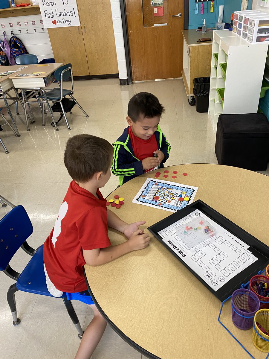 Elizabeth Jacks tweet media