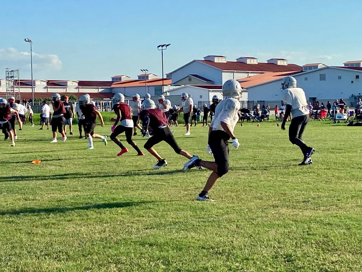 GJHRangers's tweet photo. Football showing their #RangerPride at the scrimmage versus Reading today! #LockedIn ⬛️🟥 https://t.co/jjqVmrcwgS