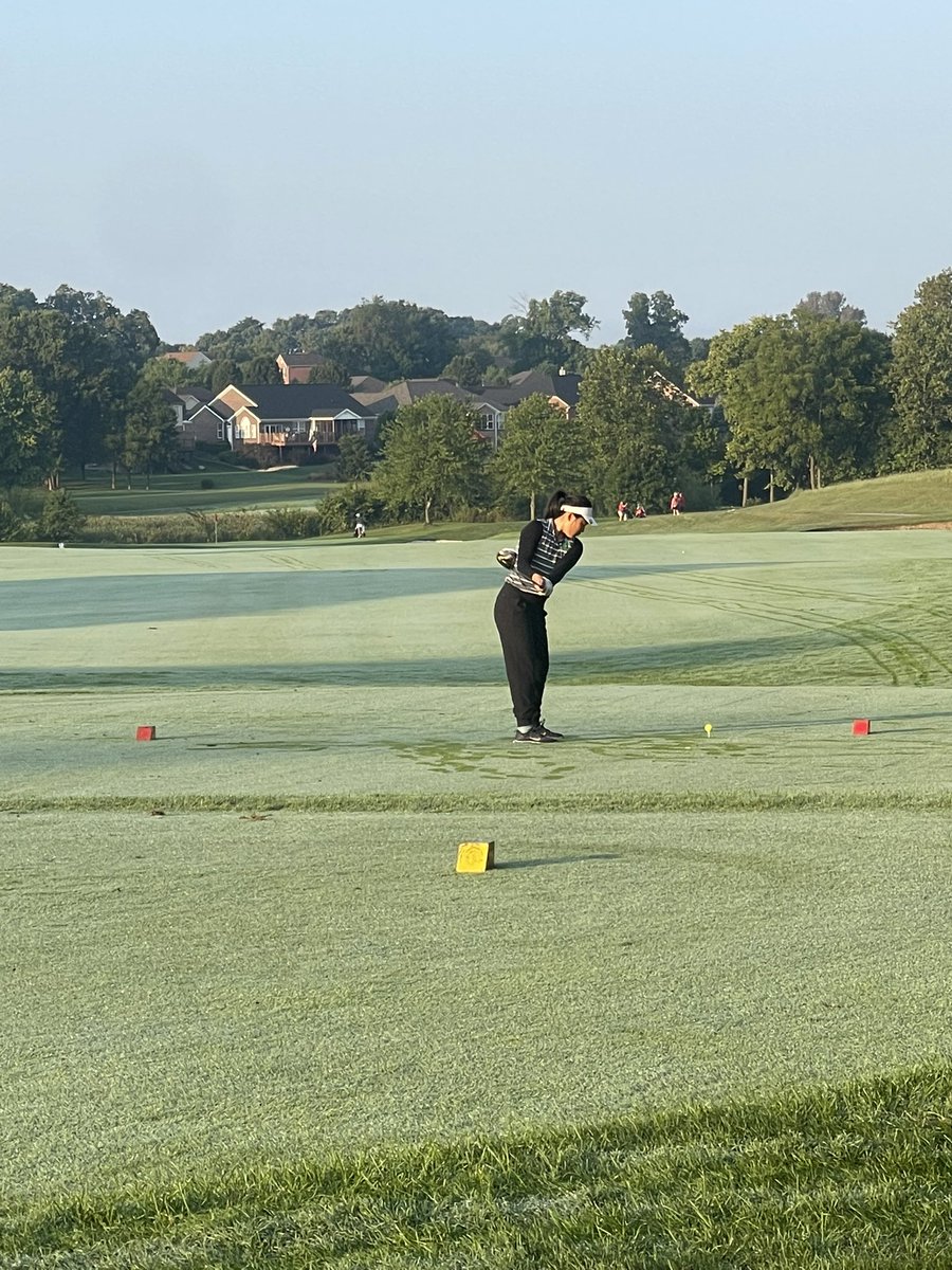 andria_schrock's tweet photo. These. Girls. WORKED! SO proud!!! @MasonGirlsGolf was able to shave 30 strokes off of Round 2 scores at GMC taking senior Ashley Cai, Sophomore Mingjia Zhang, Freshman Ava Datillo, and freshman Amelia Eshman scores today! 💚 And a Big Congratulations to the Aves on their GMC win! https://t.co/7x4kwmI81x