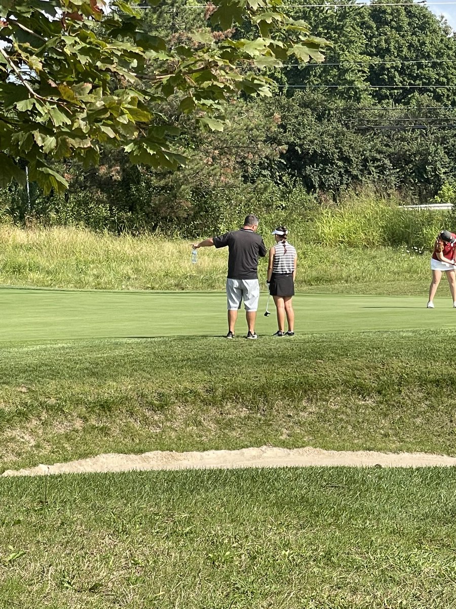 These. Girls. WORKED! SO proud!!! <a href="/MasonGirlsGolf/">Mason HS Girls Golf</a> was able to shave 30 strokes off of Round 2 scores at GMC taking senior Ashley Cai, Sophomore Mingjia Zhang, Freshman Ava Datillo, and freshman Amelia Eshman scores today! 💚 And a Big Congratulations to the Aves on their GMC win!