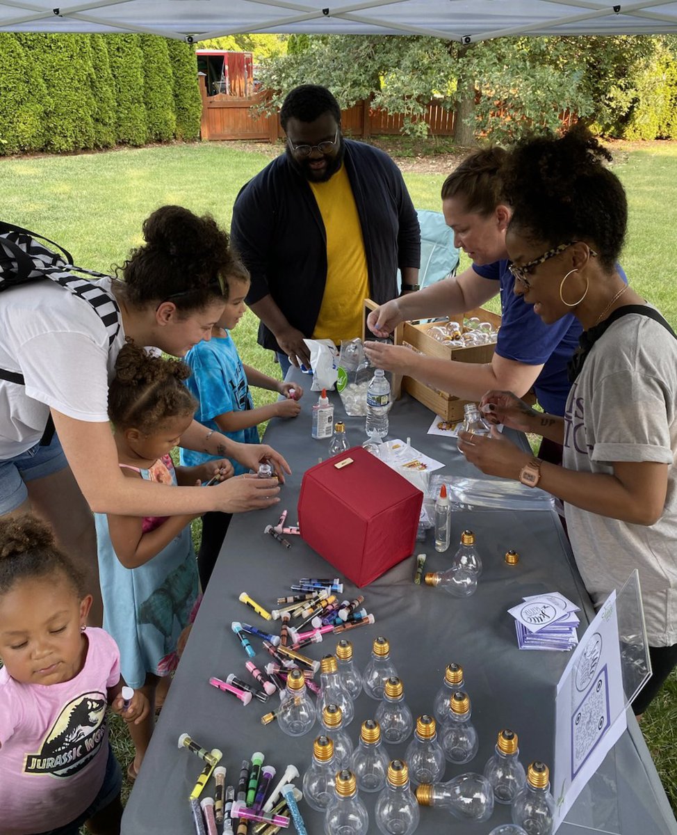LarksSong's tweet photo. We are “settling our glitter” at the #MentalHealthMatters event in Matter Park this evening. Visit our table by 8 p.m. and take home your very own #SettleYourGlitter bottle! 💡✨ https://t.co/azM3CYDFwh