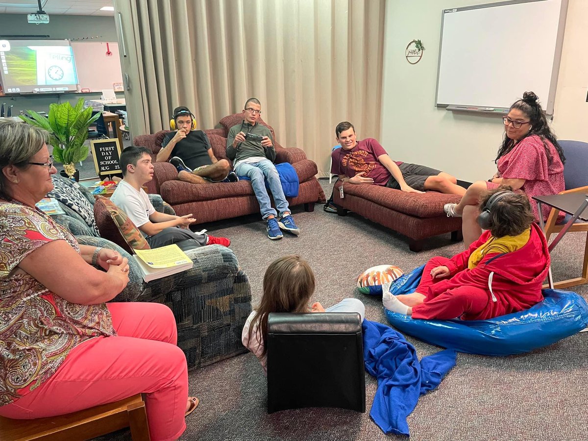 TomballTransit1's tweet photo. Social skills are necessary for employability and even community participation. @_debraboles does a great job of intentionally making connections between her students. #gamechangers #teamsocial https://t.co/xvMcydEWtK