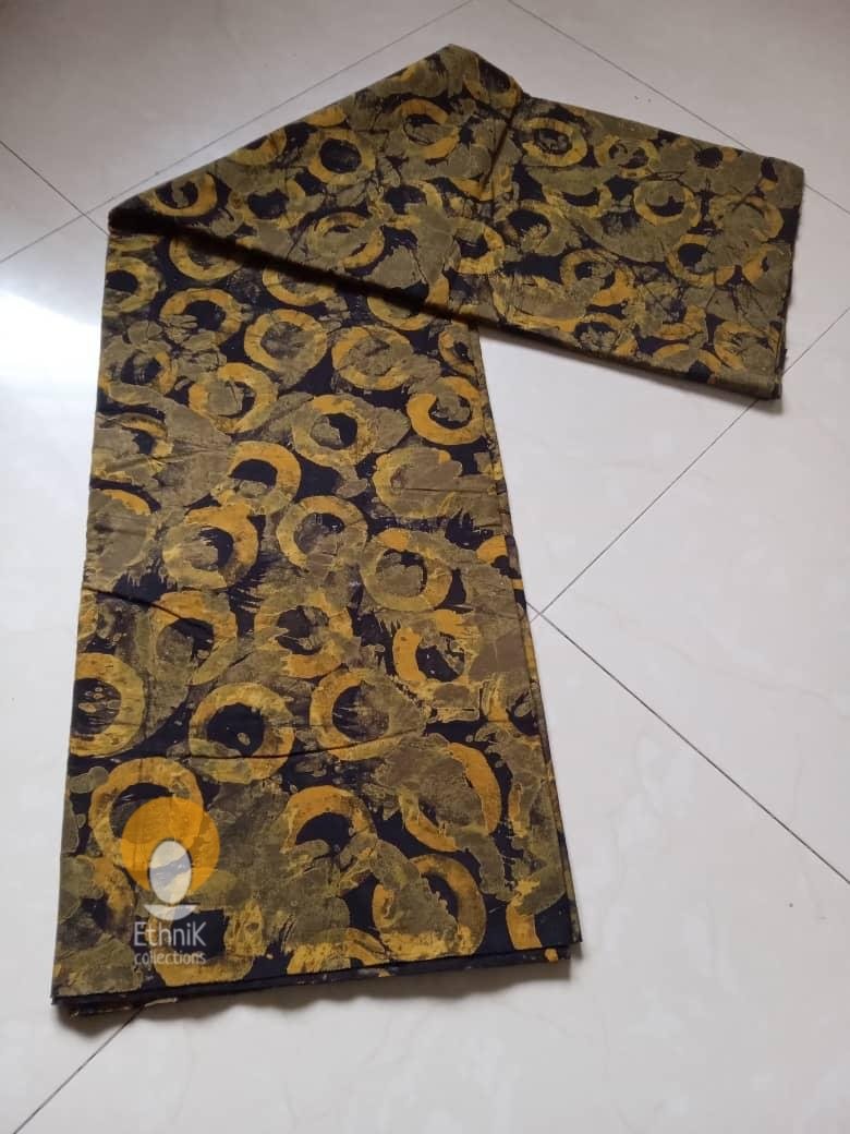 Ethnik_Collect's tweet photo. We have the best Batik fabric materials to make anything and everything you want from dresses, shirts even soft furnishings...take your pick.
Limited stock's

Batik
100% Cotton
4 yards

Contact us for orders on https://t.co/Vn9xTFLH0e https://t.co/0Zjgd1TH1C
