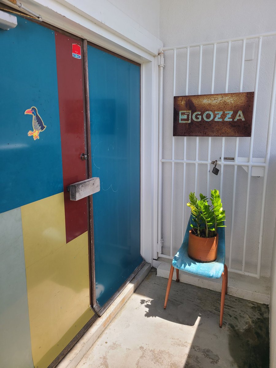 okinawan0625's tweet image. 青空とカツサンド😋
 #ランチ
 #CAFEGOZZA 
 #恩納村