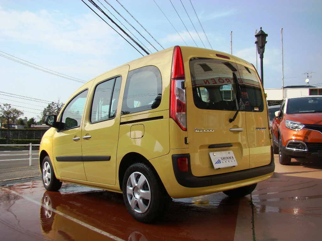 renault_okazaki's tweet photo. カングー2　ZEN 1.6/4AT：2,348,000円

うーん、車って高くなりましたねえ(;´Д｀) https://t.co/AaYoDRb4zP