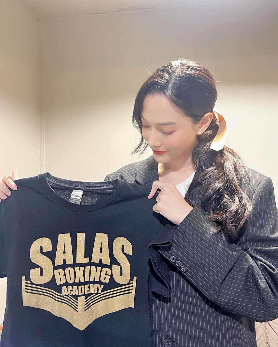 yeenasfc's tweet photo. น้องจีน่า ญีนา คนสวยของเรามาชวน แฟ��คลับทุกคน มาร่วมทำบุญกัน ร่วมประมูลเสื้อของน้องกันคร่า👌🙏🏿👍... 💚
<
📌  จีน่า ญีนา
Instagram: @yeenasalas
จีน่ามาชวนเพื่อนๆ มาประมูลเสื้อเพื่อนำเงินไปช่วยเหลือเด็กด้อยโอกาสในโครงการ ฯลฯ ..📌
~ https://t.co/jvxLCBRCxD ~
<
#yeenasalas 
#yeena_sa https://t.co/KescP5jpS5