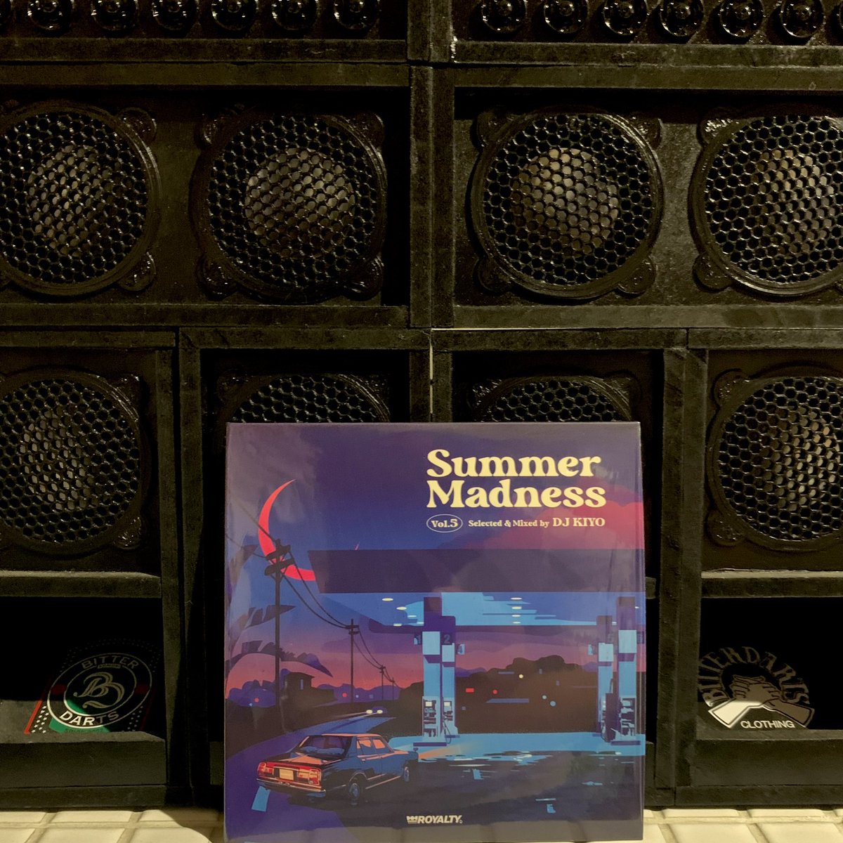 BITTERDARTS's tweet photo. Now playing💿
『SUMMER MADNESS 5』
MIXED by DJ KIYO
BITTER DARTS
青森県青森市古川1-18-16
017-775-7069
https://t.co/4rcN6H9MEq
#mixcd #djkiyo #summermadness #royaltyproduction #hiphop #randb #streetfashion #streetwear #streetstyle #bitterdarts #aomori #japan https://t.co/0xudgU0wGZ