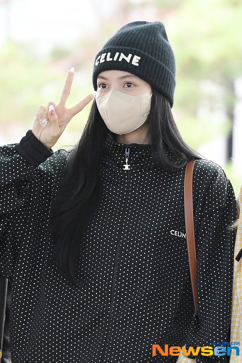 ً (@cyberjnls) on Twitter photo 