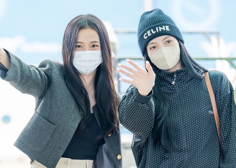 jrjk on Twitter "RT blackpinkbabo canβt get enough of lisoo π₯Ίπ€"