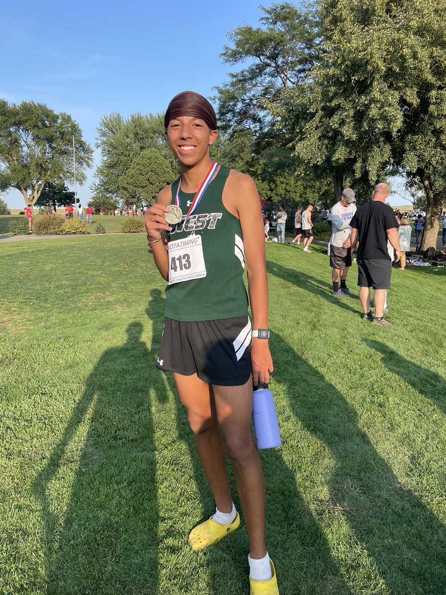 Sioux City West High Running tweet media