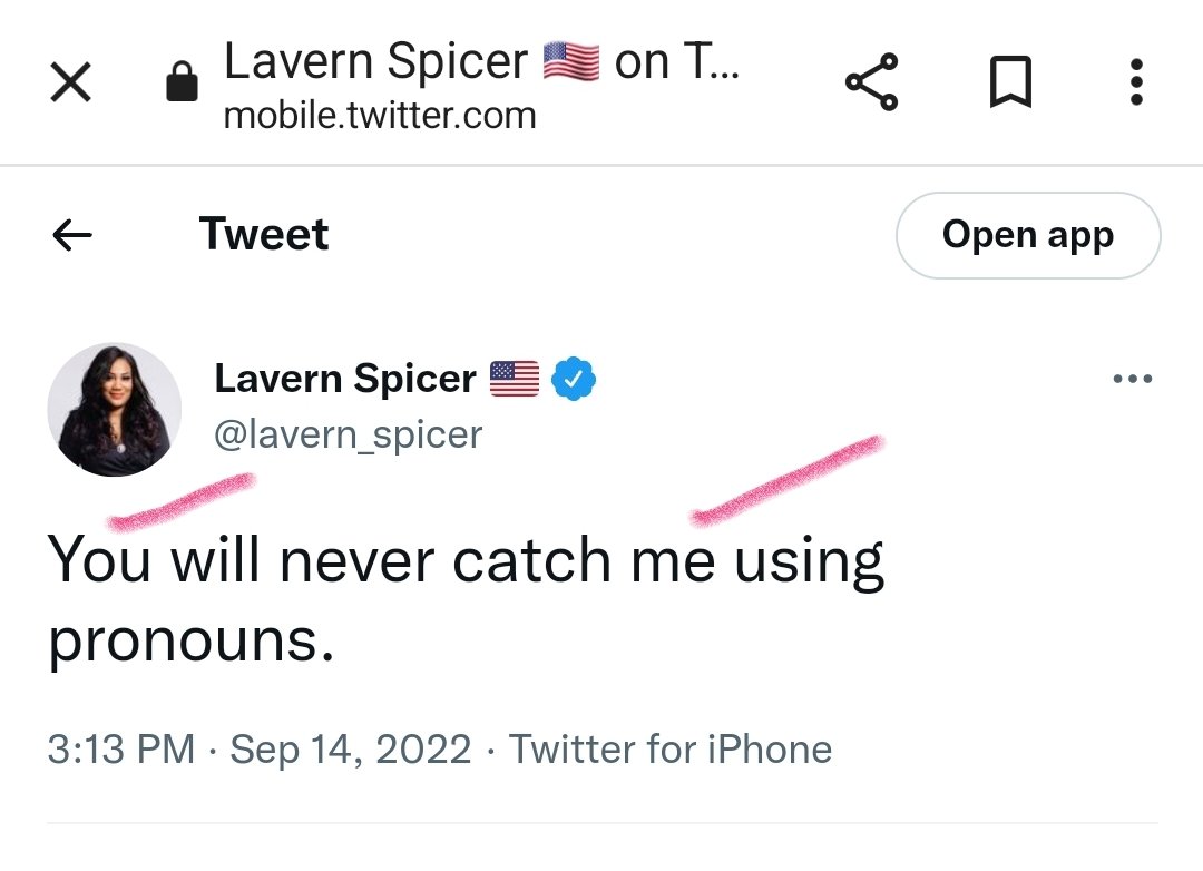 Photog_JohnB's tweet photo. #CaughtYou, @Lavern_Spicer.
#ElementaryEnglish https://t.co/VYfDslFAGm