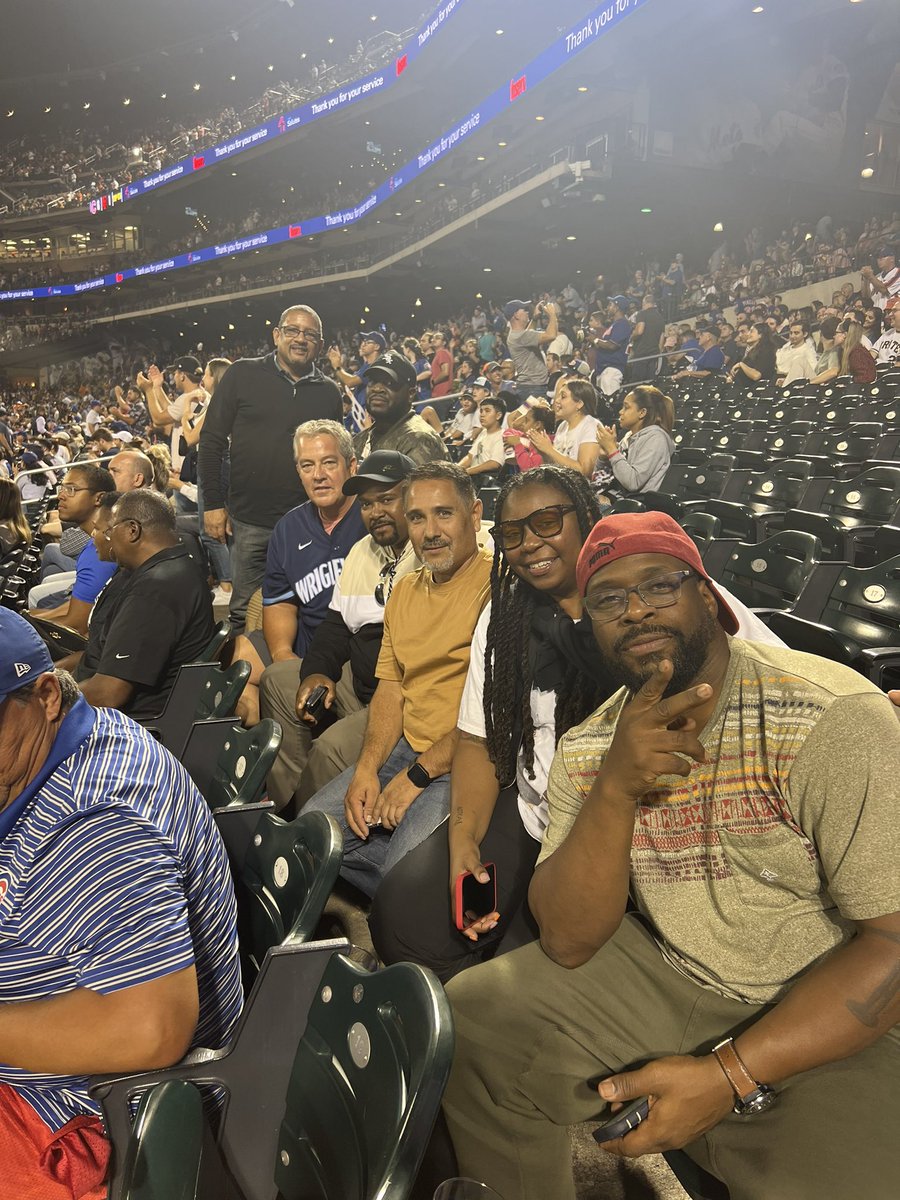 Vince (@cubbie5) on Twitter photo Hard day at work and a little R&R enjoying a baseball game at the Citi Field in NY ๐ฝCubs Vs Mets โพ๏ธ#Goodleadstheway <a href="/MikeHannaUAL/">Mike Hanna</a> <a href="/self_kristen/">Kristen Self</a> <a href="/rodney20148/">Rodney</a> <a href="/SalangaJ/">Jonathan Salanga</a> <a href="/bob_hanselmann/">Bob Hanselmann</a> Hard day at work and a little R&R enjoying a baseball game at the Citi Field in NY ๐ฝCubs Vs Mets โพ๏ธ#Goodleadstheway <a href="/MikeHannaUAL/">Mike Hanna</a> <a href="/self_kristen/">Kristen Self</a> <a href="/rodney20148/">Rodney</a> <a href="/SalangaJ/">Jonathan Salanga</a> <a href="/bob_hanselmann/">Bob Hanselmann</a>