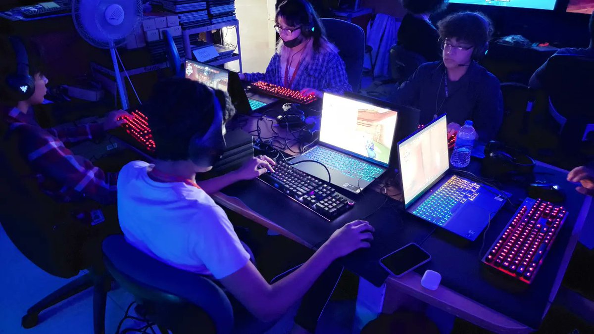 CyberReds BAHS eSports tweet media